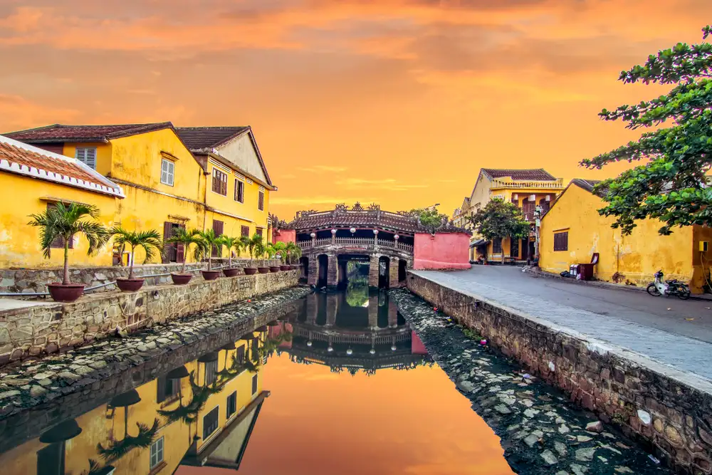 8D Vietnam Complete (Hanoi - Sapa - Halong - Danang - Saigon)
